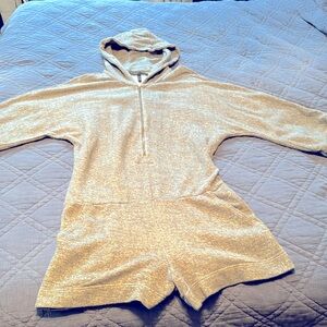 BCBGMAXAZRIA shorts romper. Ladies small